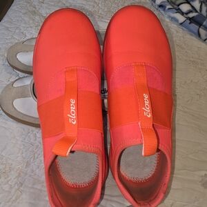 Clove Women's Vibrant Orange Athletic Shoes